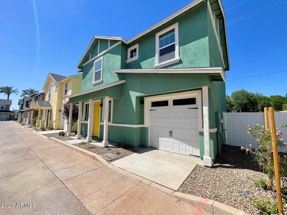 814 E Roma Ave in Phoenix, AZ - Building Photo