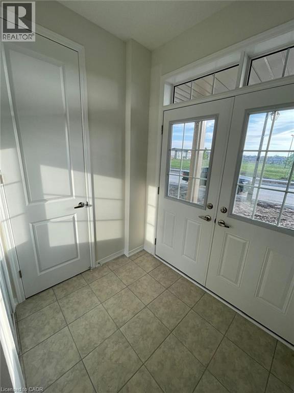 46 Witteveen Dr in Brantford, ON - Building Photo - Building Photo