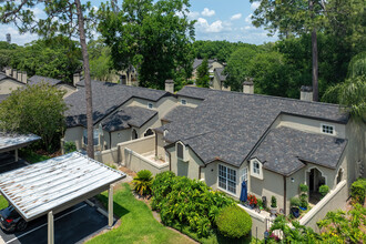 Barclay Place at Heathrow in Heathrow, FL - Building Photo - Primary Photo