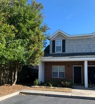 4501 Prior Dr in Wilmington, NC - Building Photo