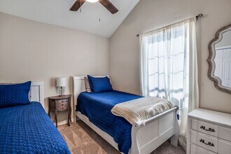 1030 12th St in Dickinson, TX - Building Photo - Building Photo