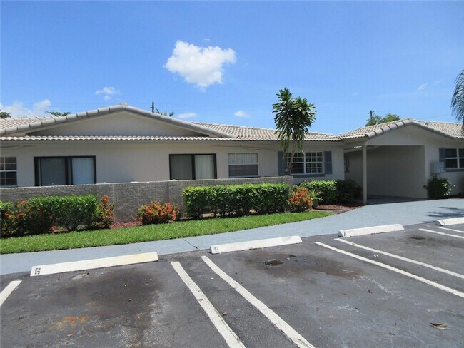 8601 NW 35th St, Unit 9 in Coral Springs, FL - Building Photo - Building Photo