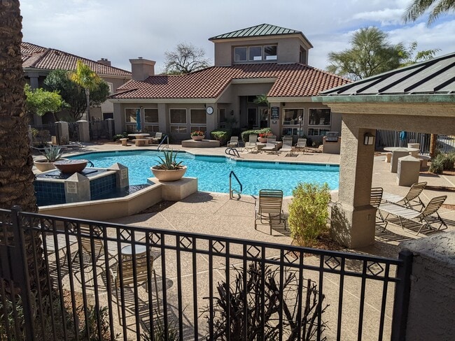 property at 3830 E Lakewood Pky E