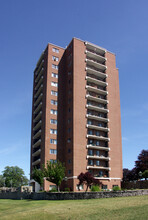 Lake View Terrace in St. Joseph, MI - Foto de edificio - Building Photo