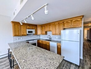 168 Humphrey St in Swampscott, MA - Foto de edificio - Building Photo