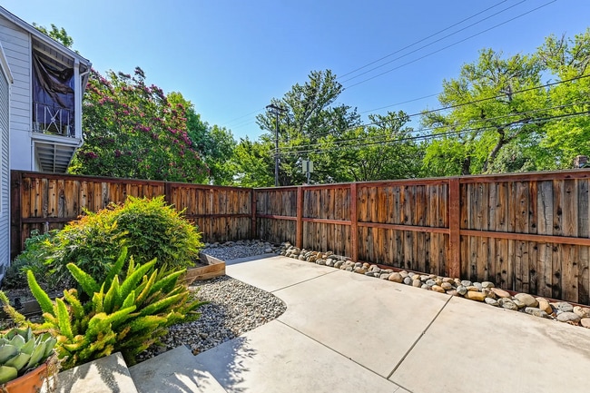 2131 51st St in Sacramento, CA - Building Photo - Building Photo