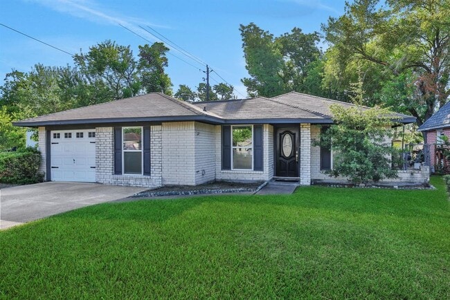 property at 8638 Cottage Gate Ln