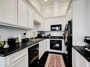 5801 Winsome Ln in Houston, TX - Building Photo - Building Photo