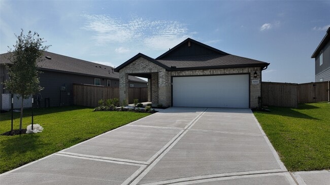 property at 14312 Grey Pointe Ct
