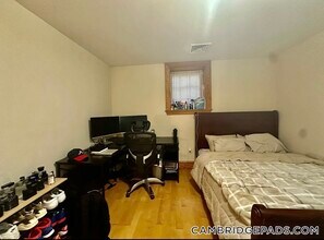 92 Gore St in Cambridge, MA - Building Photo - Building Photo