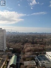 310 Tweedsmuir Ave in Toronto, ON - Building Photo - Building Photo