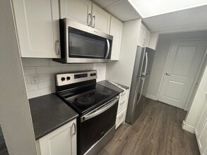 499 Albert St in Waterloo, ON - Building Photo - Building Photo