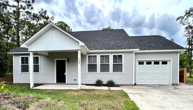 102 Mohawk Trail in Wilmington, NC - Building Photo - Building Photo