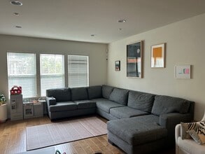 1800 Oak St in Torrance, CA - Building Photo - Building Photo