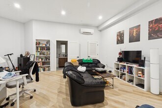 3849 Lancaster Ave, Unit 203 in Philadelphia, PA - Building Photo - Building Photo