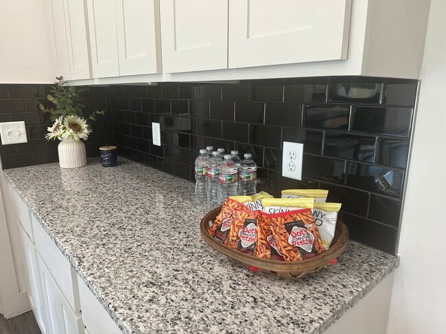 property at 712 Sun Meadows Loop