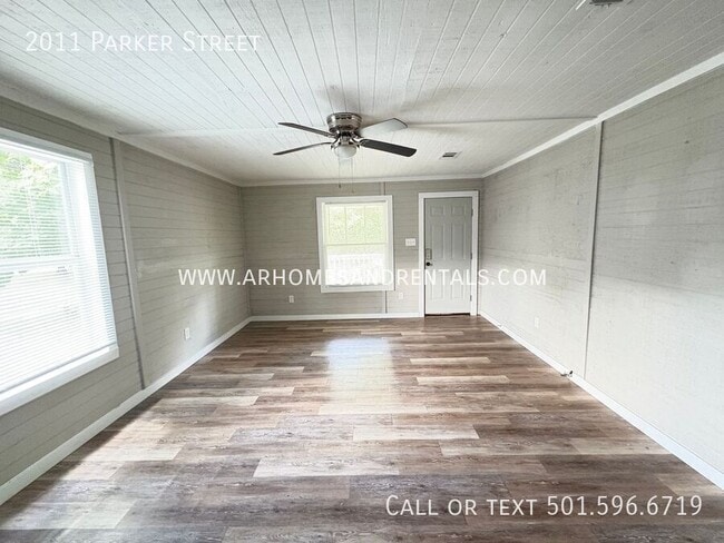 2011 Parker St in North Little Rock, AR - Building Photo - Building Photo