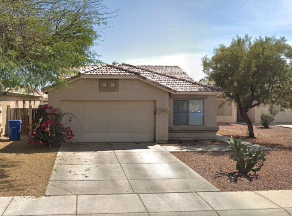 10863 W Windsor Ave in Avondale, AZ - Building Photo