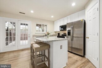 13109 Quail Creek Ln in Fairfax, VA - Building Photo - Building Photo