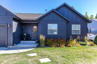 234 Lillian Way in Bozeman, MT - Building Photo - Building Photo