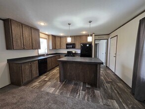 3648 Chestnut St in Village of Clarkston, MI - Building Photo - Building Photo