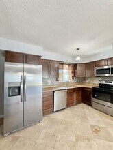 6943 Buhrley Terrace N in St. Petersburg, FL - Building Photo - Building Photo