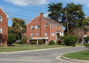 6811 Red Top Rd in Takoma Park, MD - Building Photo - Building Photo