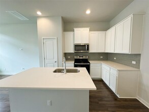 2202 Vino Dulce in Round Rock, TX - Building Photo - Building Photo