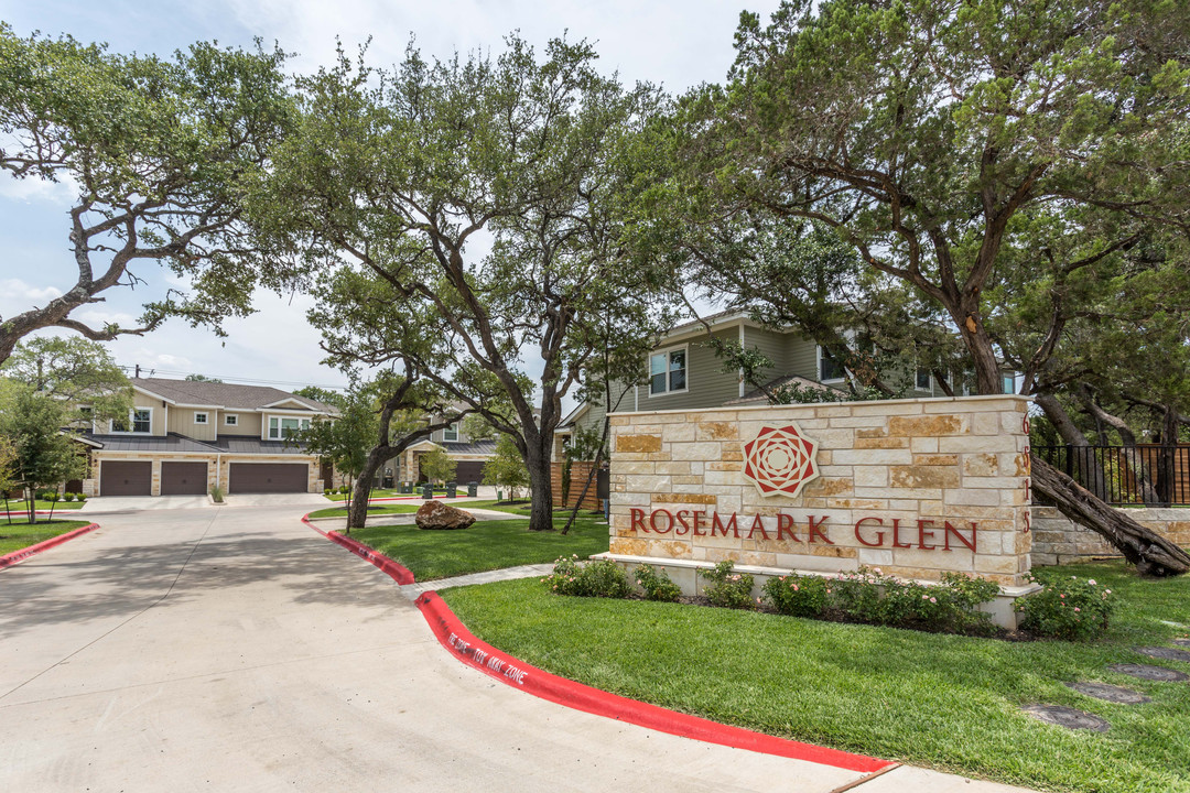 Rosemark Glen in Austin, TX - Building Photo