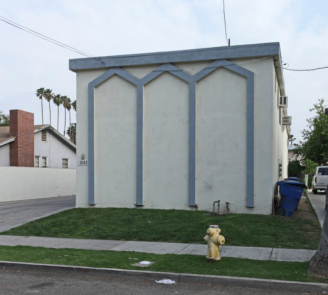 2062 Patterson St in Riverside, CA - Foto de edificio - Building Photo