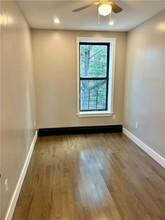 301 Hinsdale St in Brooklyn, NY - Building Photo - Building Photo