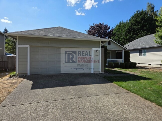 property at 4709 Parkside Dr SE