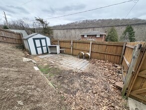 798 Valley Rd in Ambridge, PA - Building Photo - Building Photo