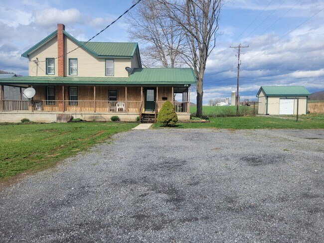 3860 PA-75 in East Waterford, PA - Building Photo - Building Photo