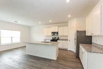 2931 Jackson Smt in Converse, TX - Building Photo - Building Photo