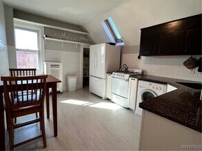 115 Bidwell Pkwy in Buffalo, NY - Foto de edificio - Building Photo