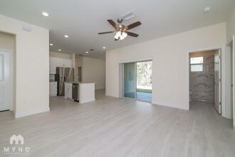 1111 Gardanne Ct in Kissimmee, FL - Building Photo - Building Photo