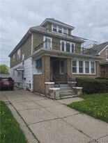 96 Academy Rd in Buffalo, NY - Building Photo