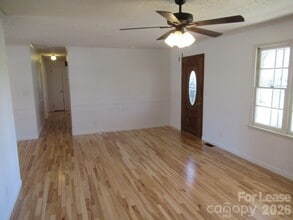 1330 Davis Rd in Lincolnton, NC - Building Photo - Building Photo