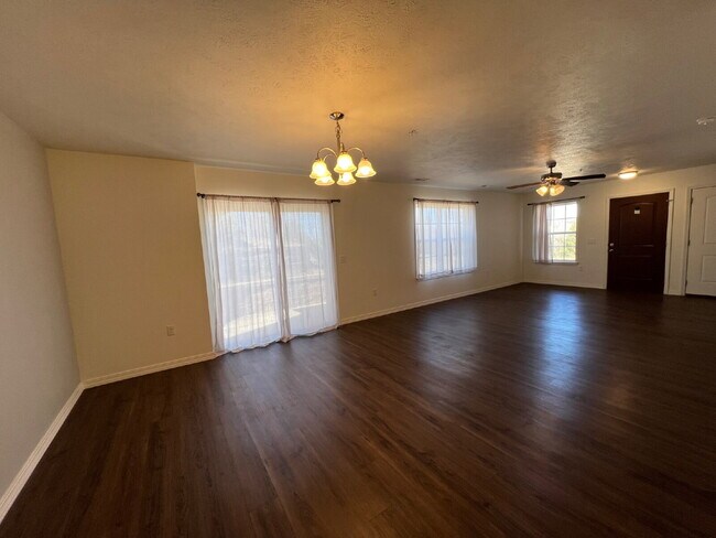 106 Sunrise Cv in Branson, MO - Building Photo - Building Photo