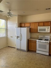 728 Thorton Beach St in Henderson, NV - Building Photo - Building Photo