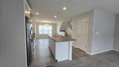 2484 Alison Ave in Pingree Grove, IL - Building Photo - Building Photo
