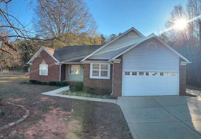 525 Willow Landing Dr in York, SC - Building Photo - Building Photo