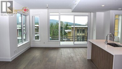 2785 Library Ln in North Vancouver, BC - Building Photo - Building Photo