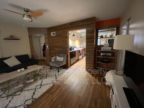 519 W 8th St in Maryville, MO - Building Photo - Building Photo