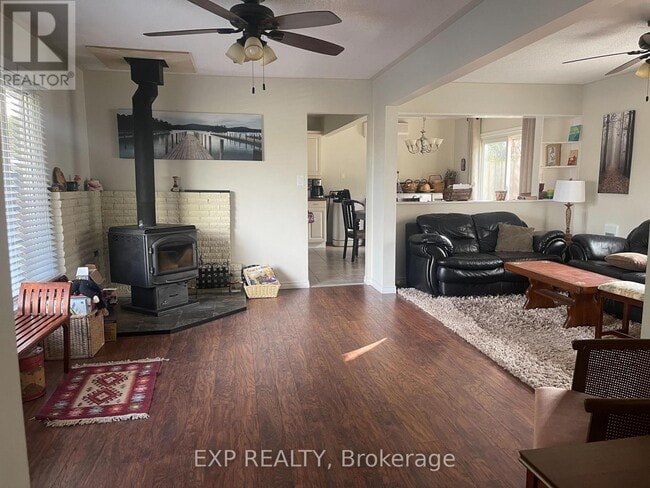 271 George Dr in Kawartha Lakes, ON - Building Photo - Building Photo