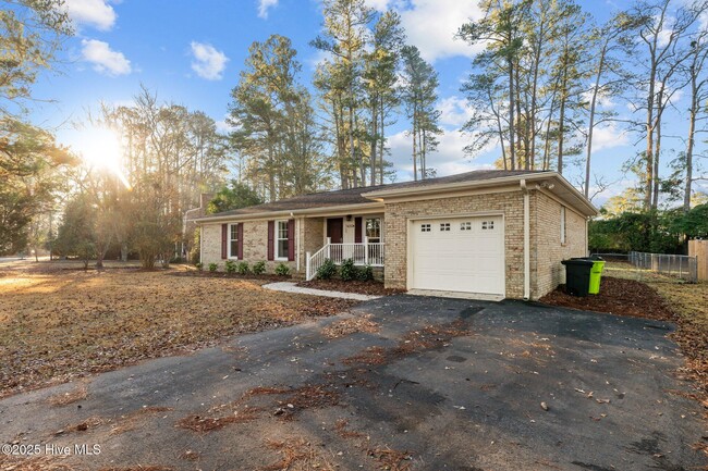 2109 Steeplechase Dr in Trent Woods, NC - Building Photo - Building Photo