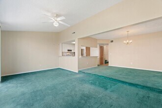 1100 Coco Plum Dr in Davenport, FL - Building Photo - Building Photo