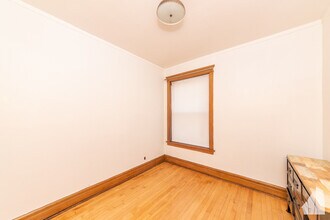 1706 W Balmoral Ave in Chicago, IL - Building Photo - Building Photo