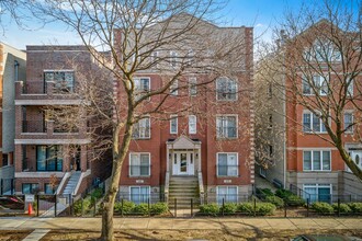 2722 N Wayne Ave, Unit 2717-1N in Chicago, IL - Building Photo - Building Photo